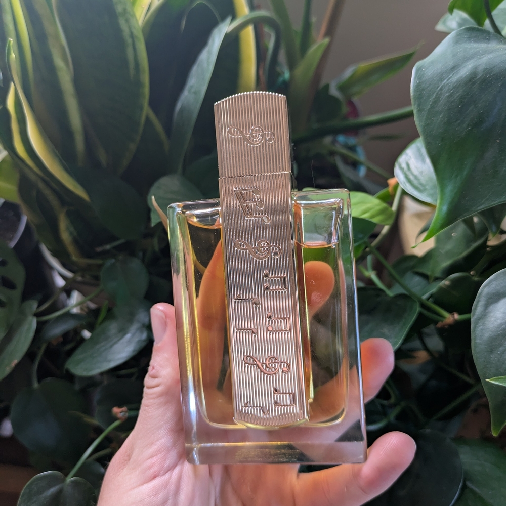 Lattafa Angham Eau de Toilette Perfume